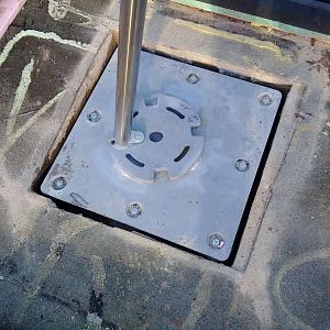 Instalace stínicích plachet SunSquare® pro kavárnu BLOX v Praze 6