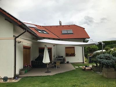 Montáž markýz a stínicích plachet
