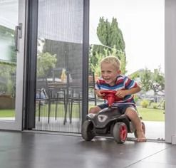 Sítě proti hmyzu do dveří